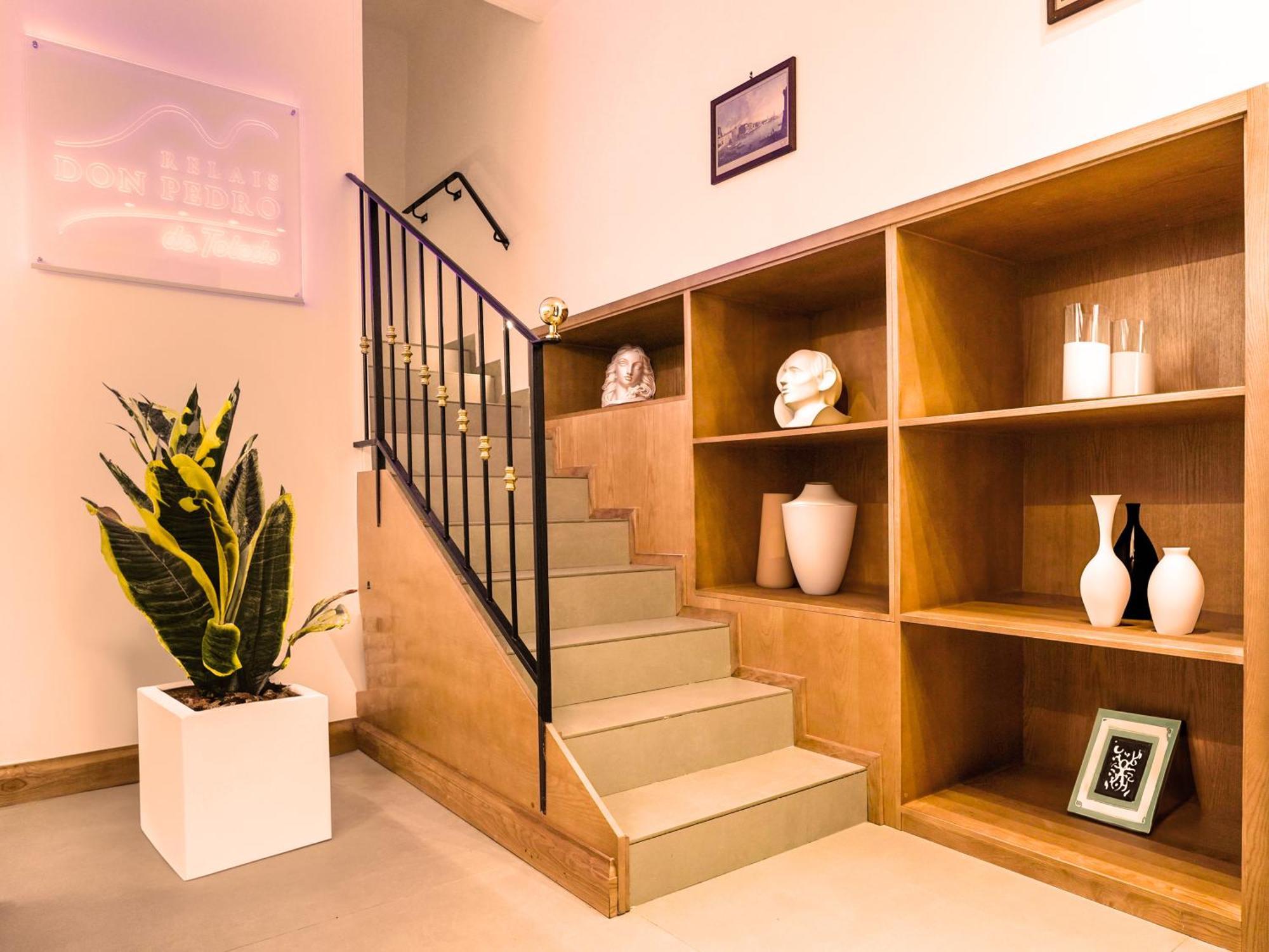 Relais Don Pedro De Toledo Hotel Наполи Екстериор снимка