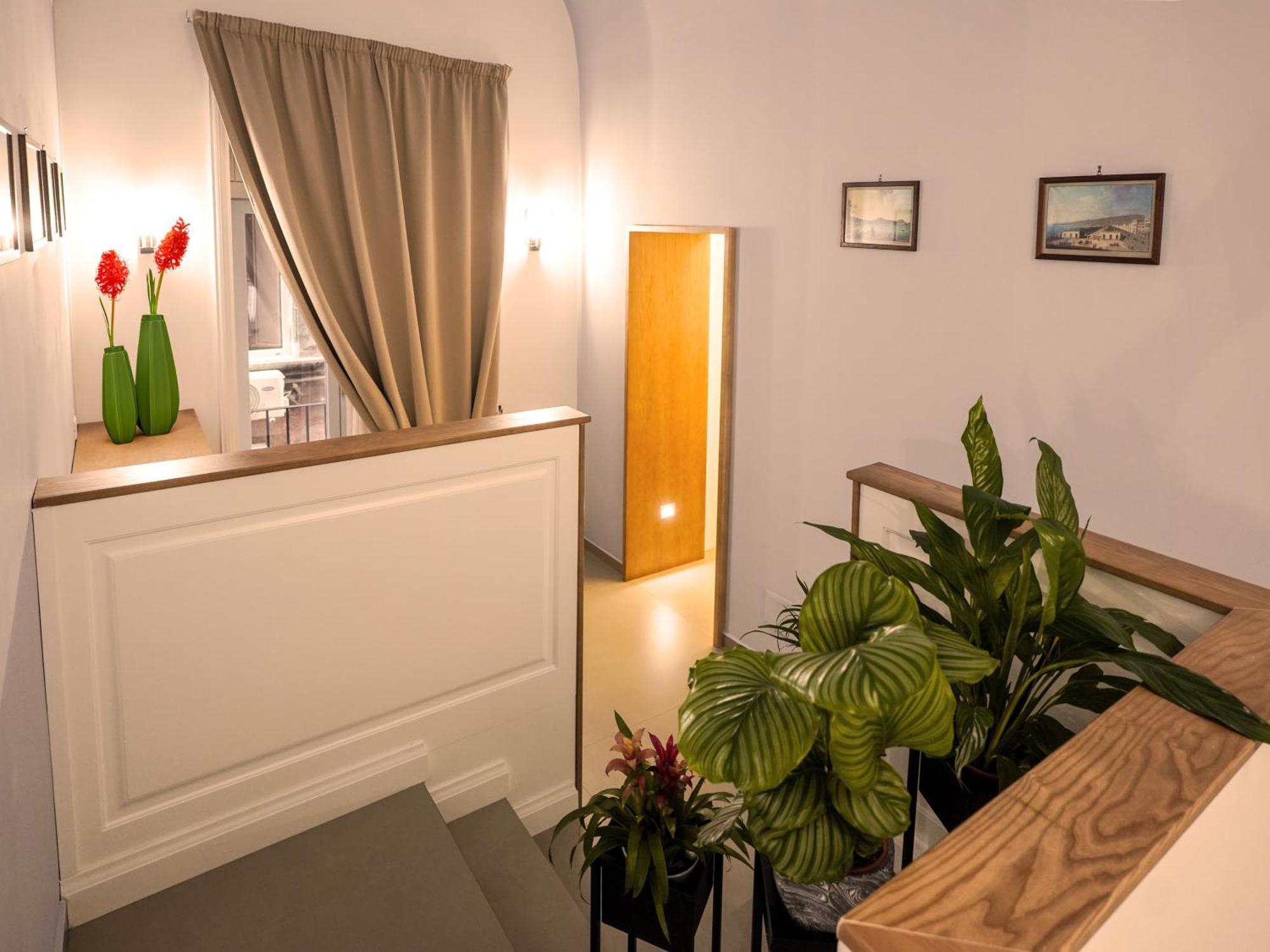 Relais Don Pedro De Toledo Hotel Наполи Екстериор снимка