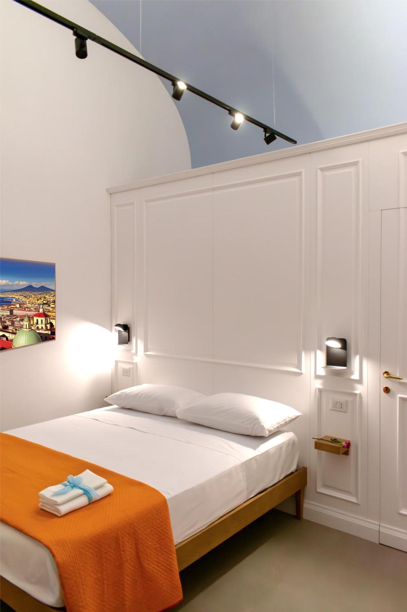 Relais Don Pedro De Toledo Hotel Наполи Екстериор снимка