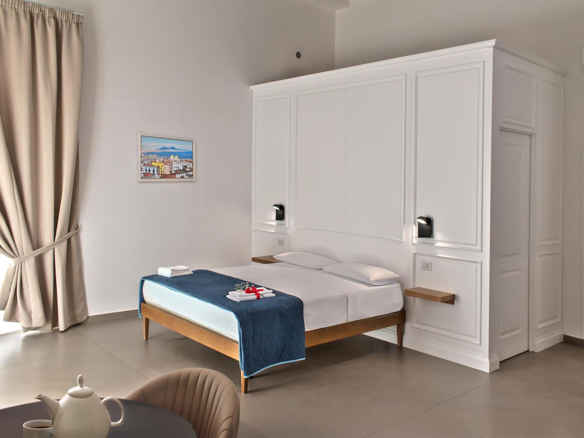 Relais Don Pedro De Toledo Hotel Наполи Екстериор снимка