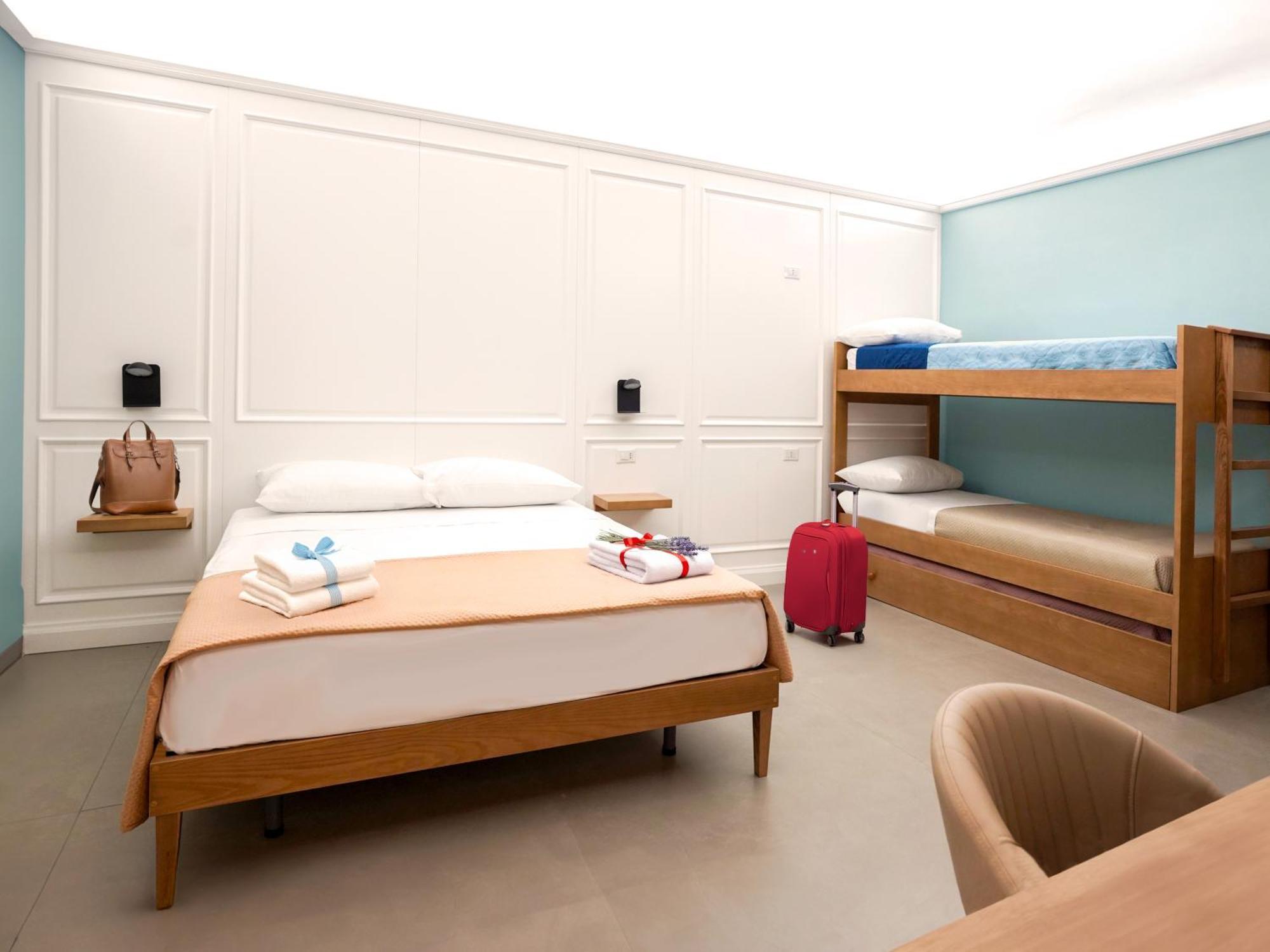 Relais Don Pedro De Toledo Hotel Наполи Екстериор снимка
